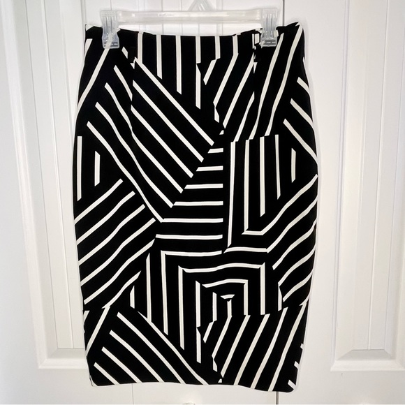 Ricki’s • pencil skirt • fully lined w/ belt loops - Picture 1 of 5